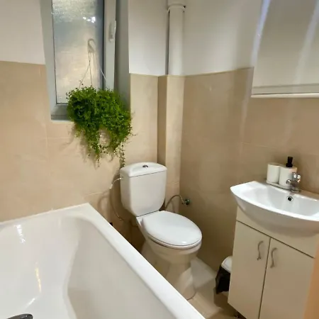 Local Nest By Mili Apartment